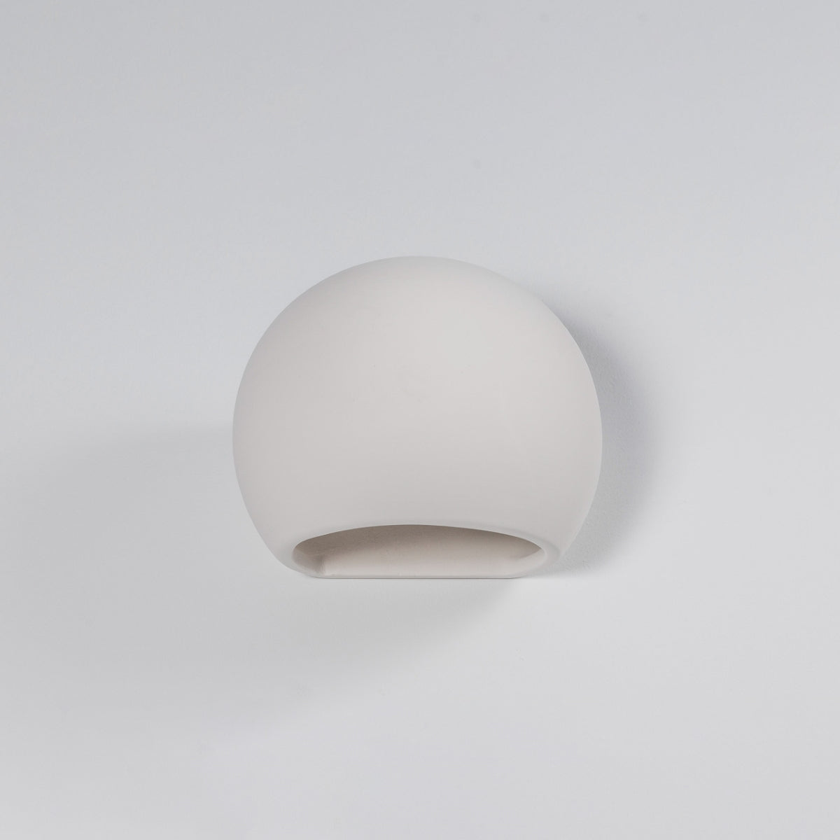 wandlamp-keramiek-globe